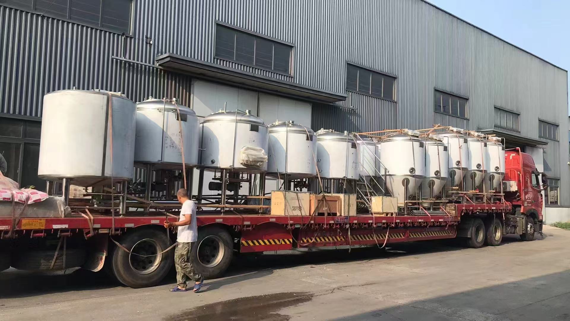 秭归精酿啤酒设备厂—精酿啤酒设备制造:传承工艺与创新科技的交融
